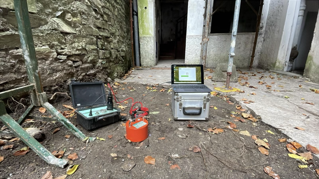 Esempio indagine sismica HVSR